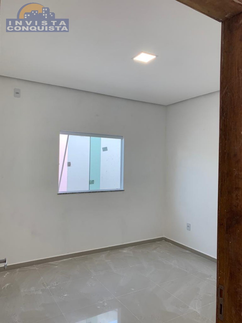 Casa à venda, CANDEIAS, com 3 quartos, 135.00m² - Invista Conquista