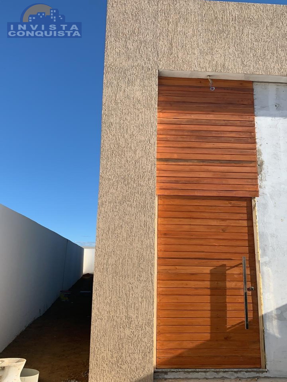 Casa à venda, CANDEIAS, com 3 quartos, 135.00m² - Invista Conquista