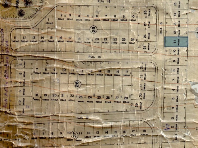 TERRENO NO JARDIM DAS CANDEIAS - Invista Conquista