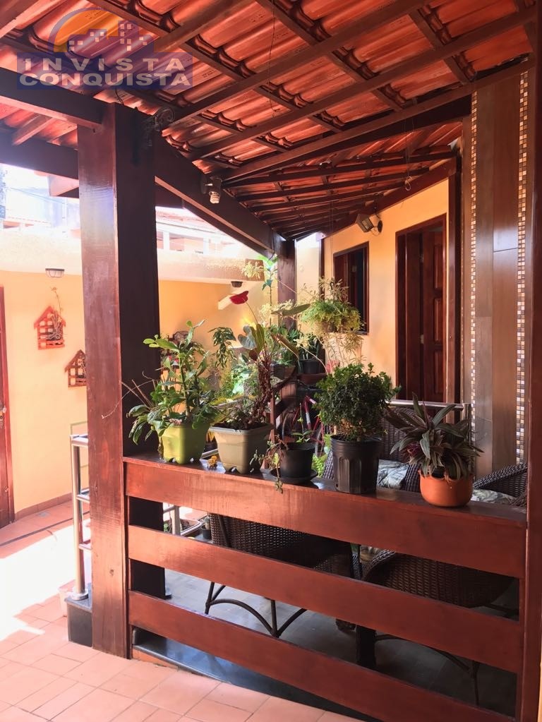 Casa com 3 quartos, à venda - CANDEIAS - VITÓRIA DA CONQUISTA - Invista Conquista