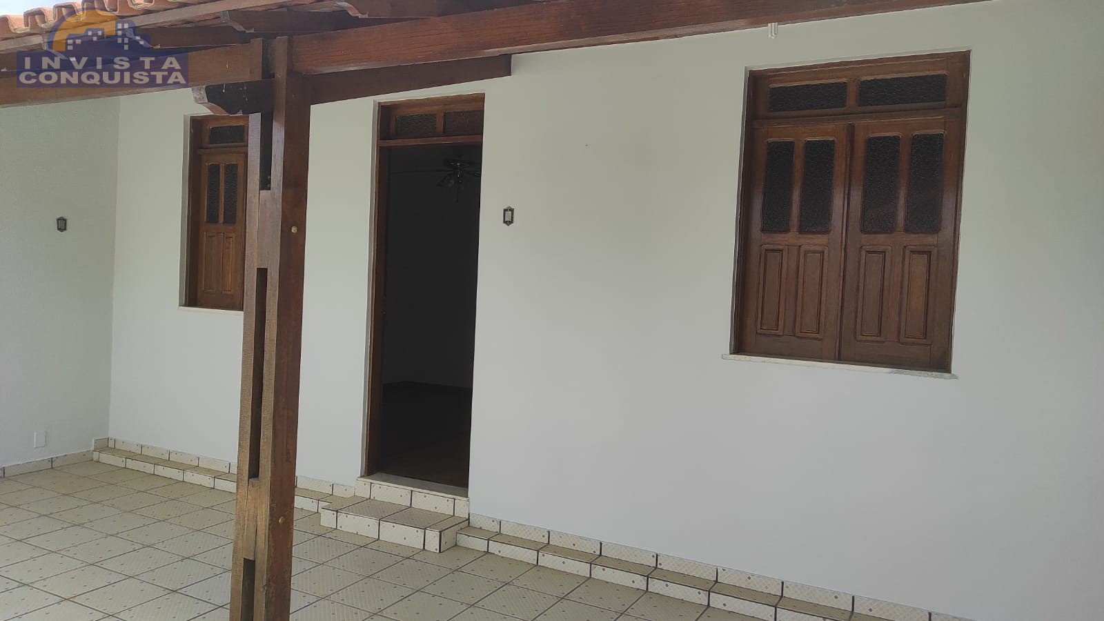 Casa com 3 quartos, 150.00m², para locação - CANDEIAS - VITÓRIA DA CONQUISTA - Invista Conquista